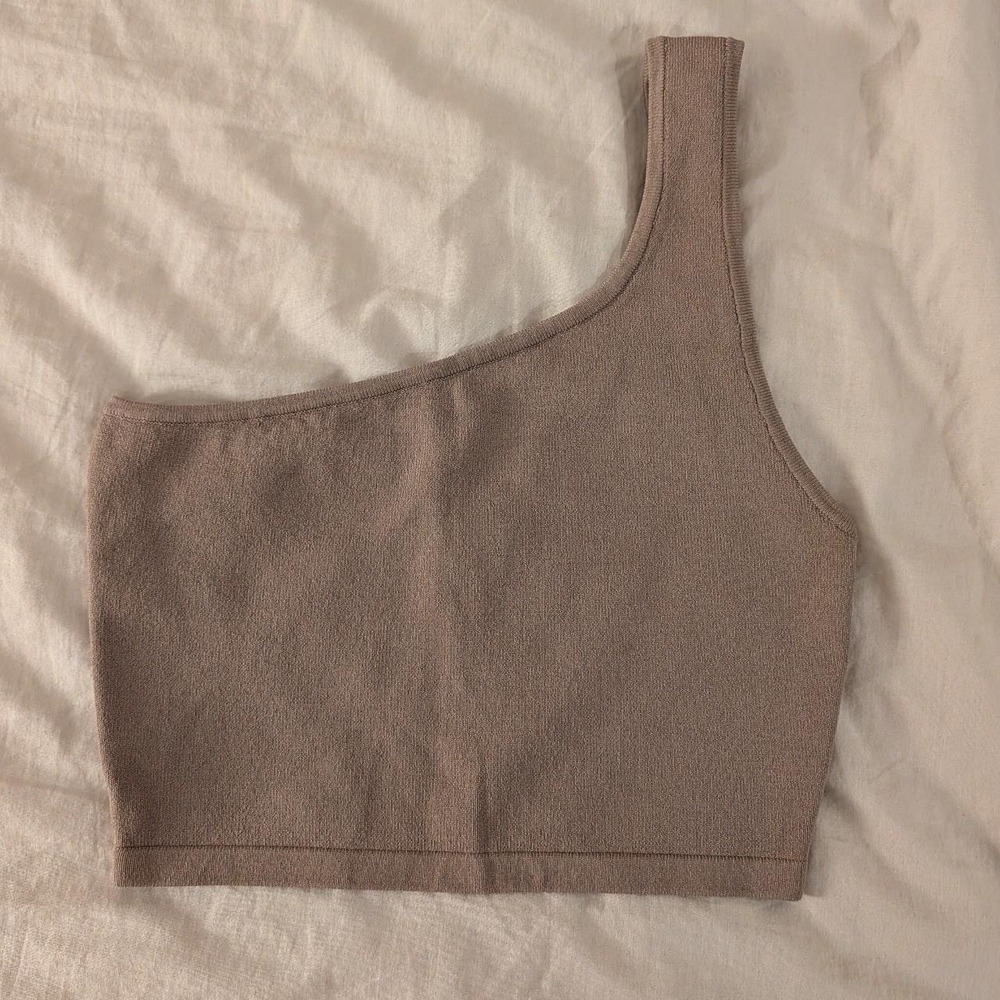 Womens Babaton Tan One Shoulder Crop Top S Excellent Asymmetrical Knit Aritzia